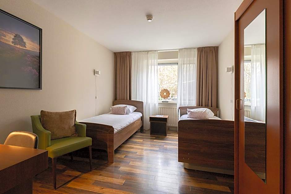 50|50 Hotel Belmont