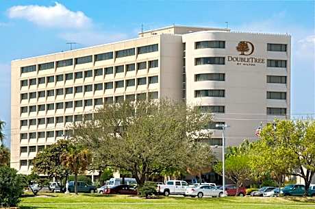 DoubleTree By Hilton Houston Hobby Airport