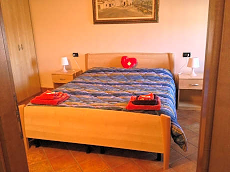 Apartment with Lake View