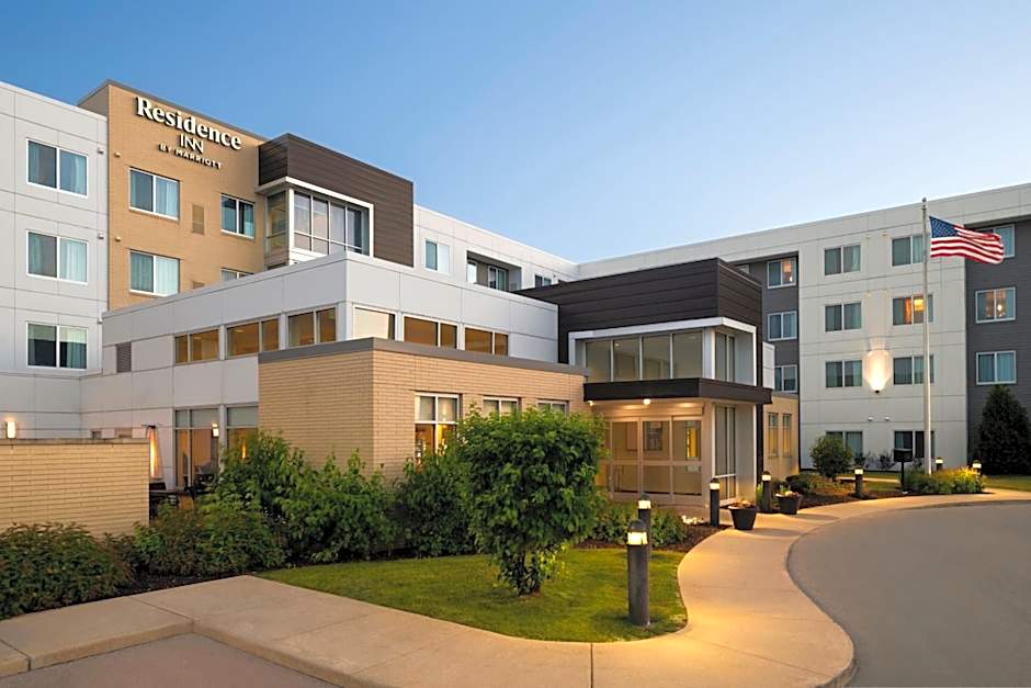 Residence Inn by Marriott Milwaukee West