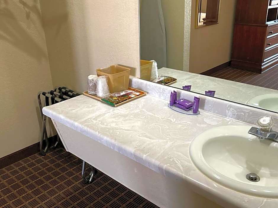 Knights Inn & Suites Emporia