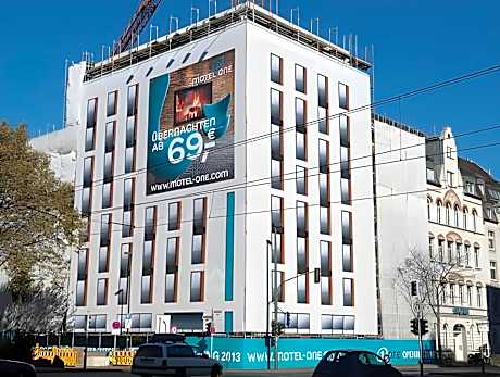 Motel One Dusseldorf Hauptbahnhof