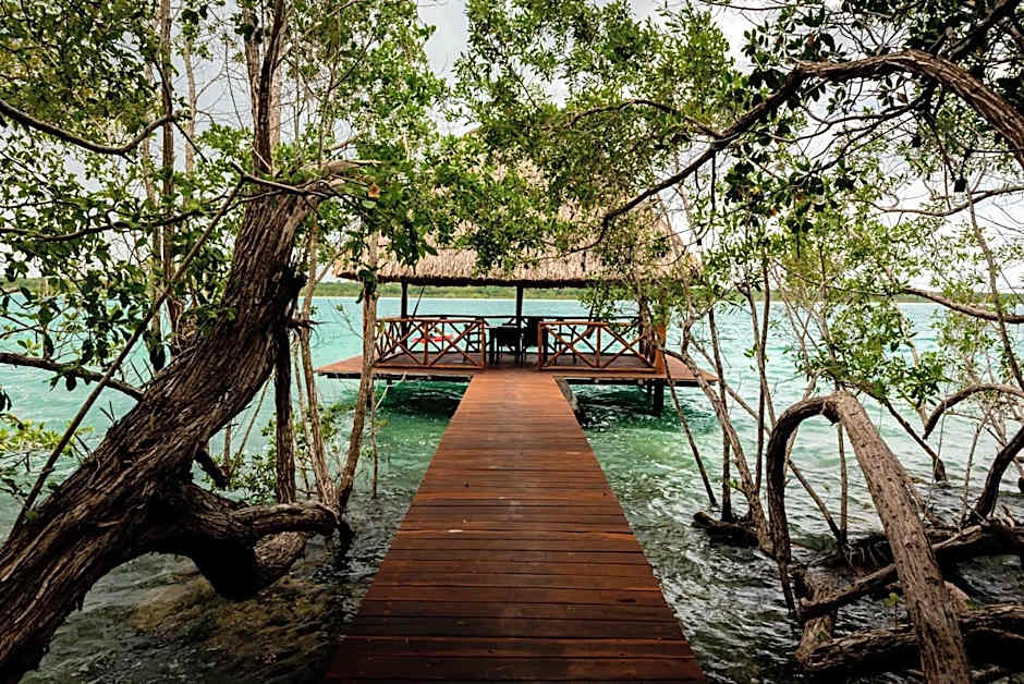 Laguna Bacalar Ichkiichpan