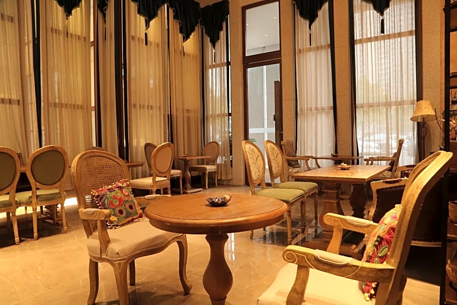 Borrman Hotel Huaihua High Speed Railway South Station Wanda Plaza – Huaihua