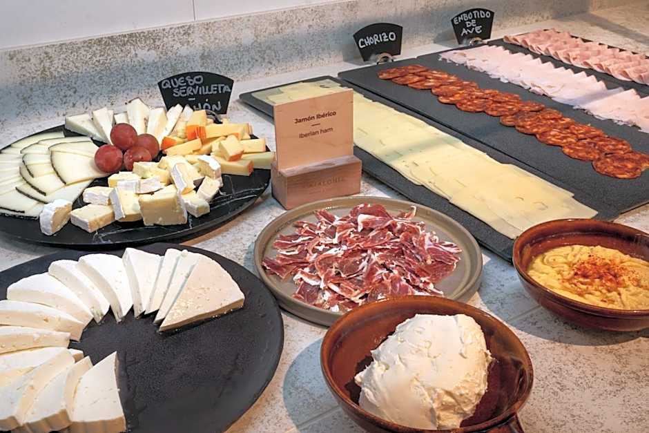 Catalonia Excelsior Hotel