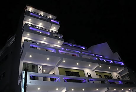 Green Palms Rubystone Exotic