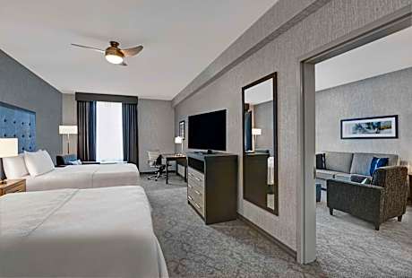 2 Queen Beds 1 Bedroom Suite Nonsmoking