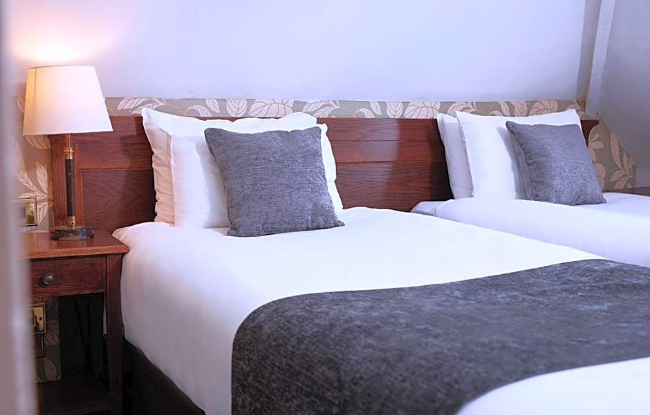 Fountain Inn by Greene King Inns