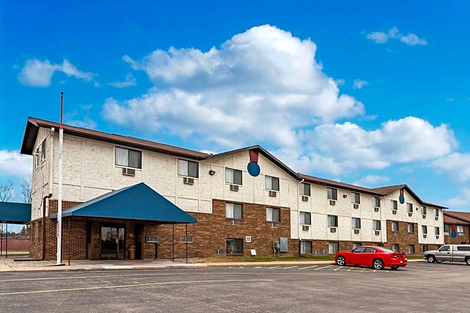 Econo Lodge Inn & Suites Auburn