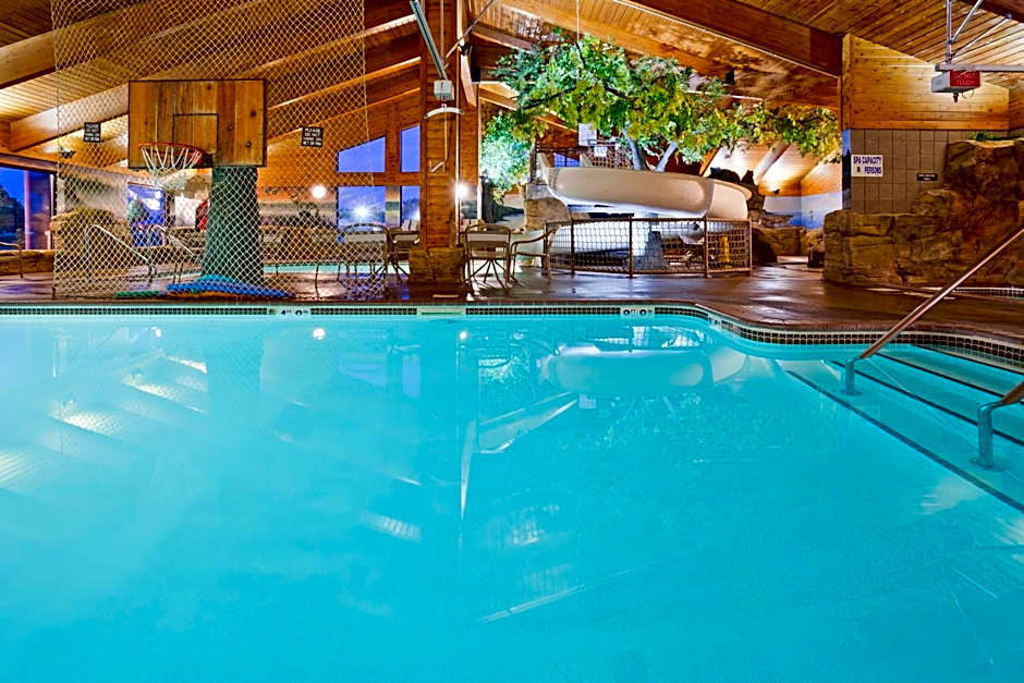 AmericInn by Wyndham Chippewa Falls