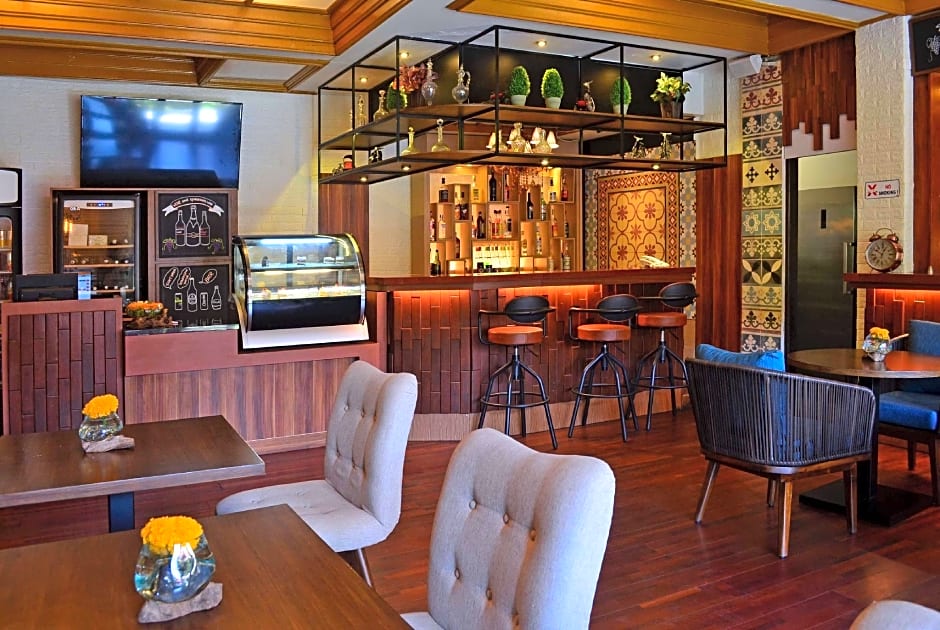 Ari Putri Hotel