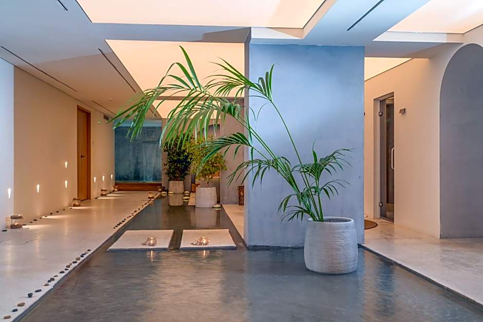 Caravel Suites - Adults Only