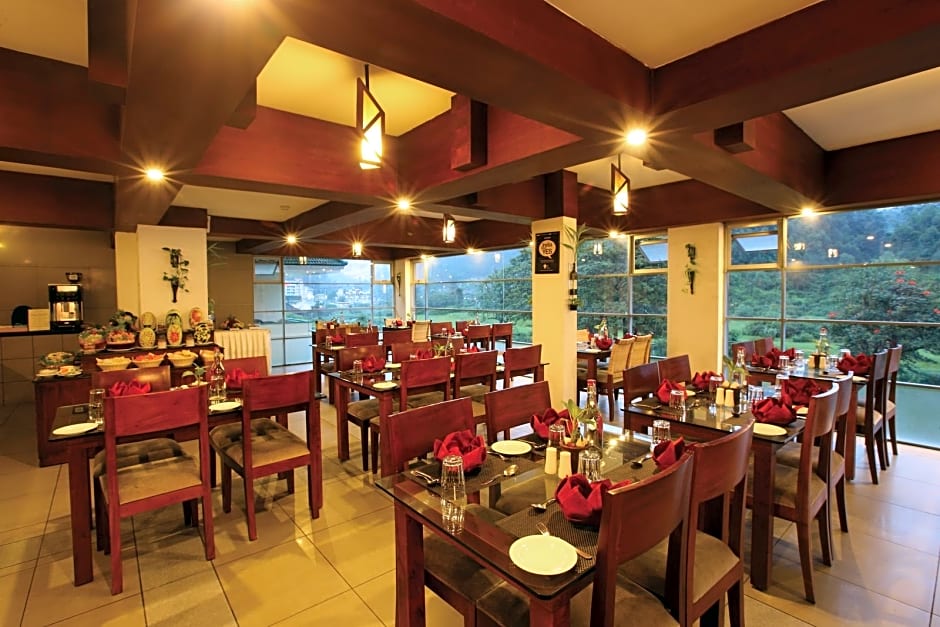 Hotel Grand Plaza Munnar