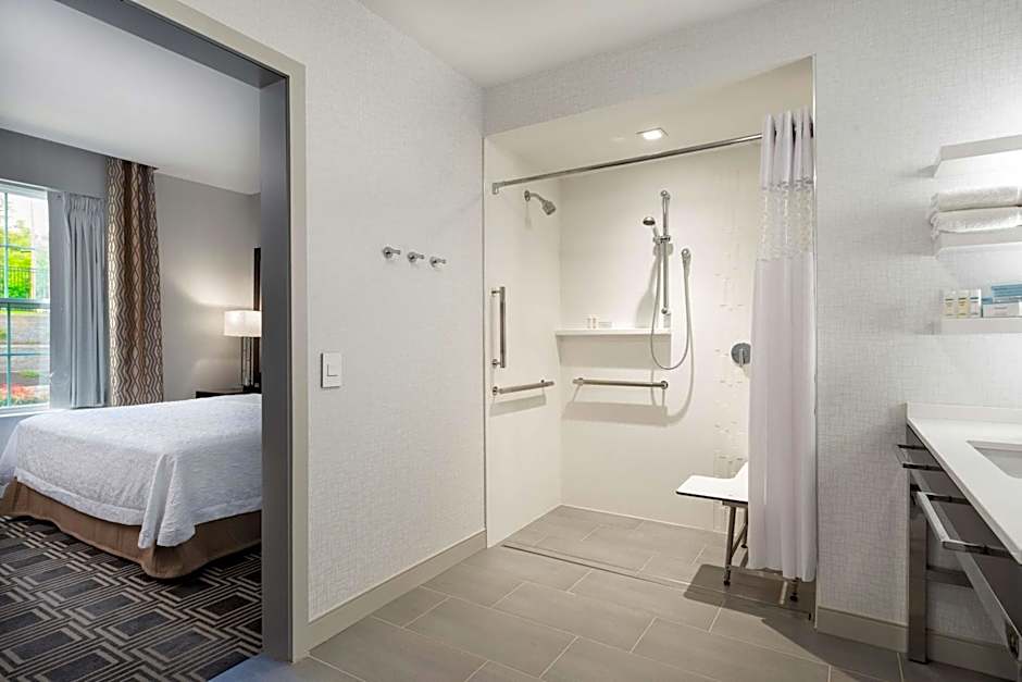 Hampton Inn By Hilton & Suites Bridgewater, NJ