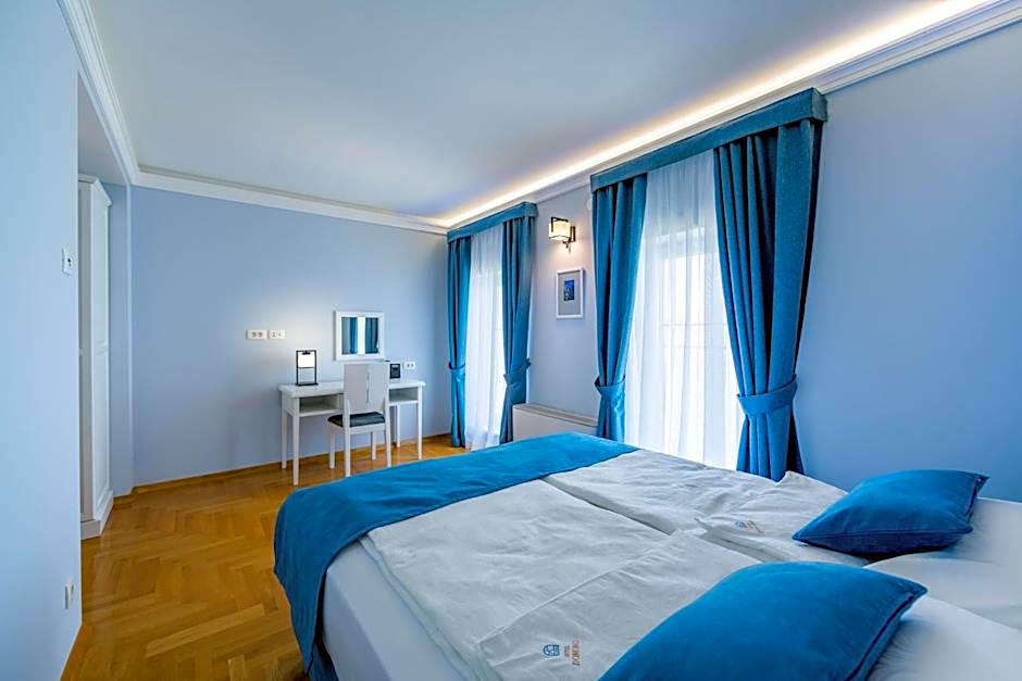 Hotel Domino