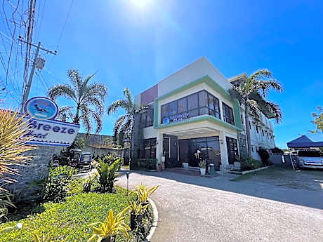 Argao Seabreeze Hotel powered by Cocotel