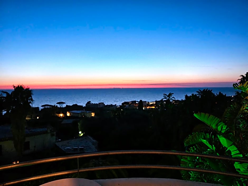 Paco Residence Apartments