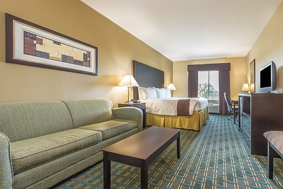 Days Inn & Suites by Wyndham Mineral Wells