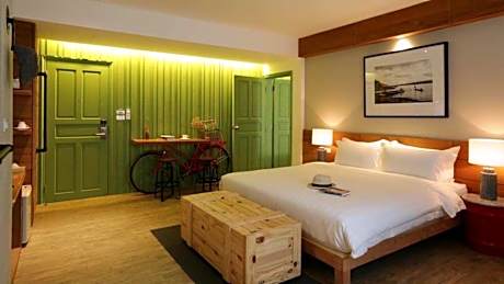 Vintage Superior Double or Twin Room