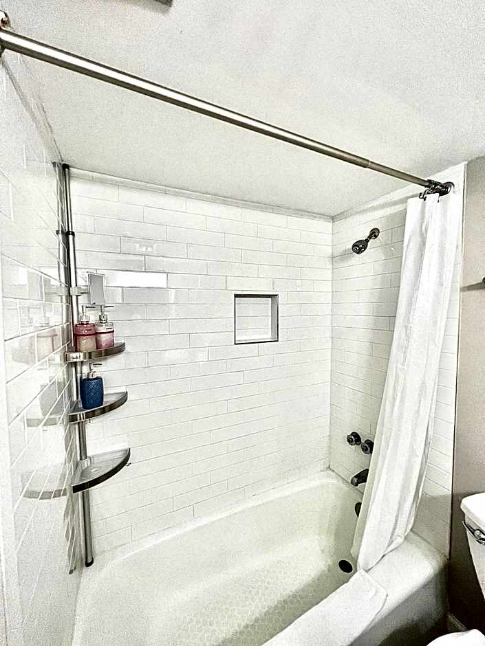 Wondrous Waterfront Condo w/ Pool & Washer/Dryer