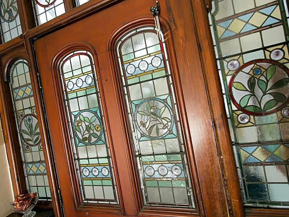 Elim Bank Guest House
