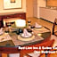 Red Lion Inn And Suites Victoria