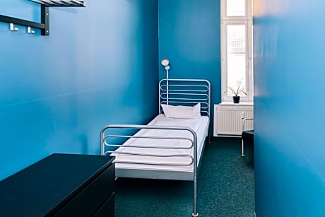 Single Room with Shared Bathroom