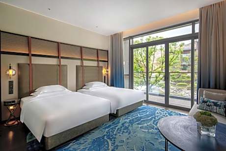 Premium Double Room with Two Double Beds and Garden View