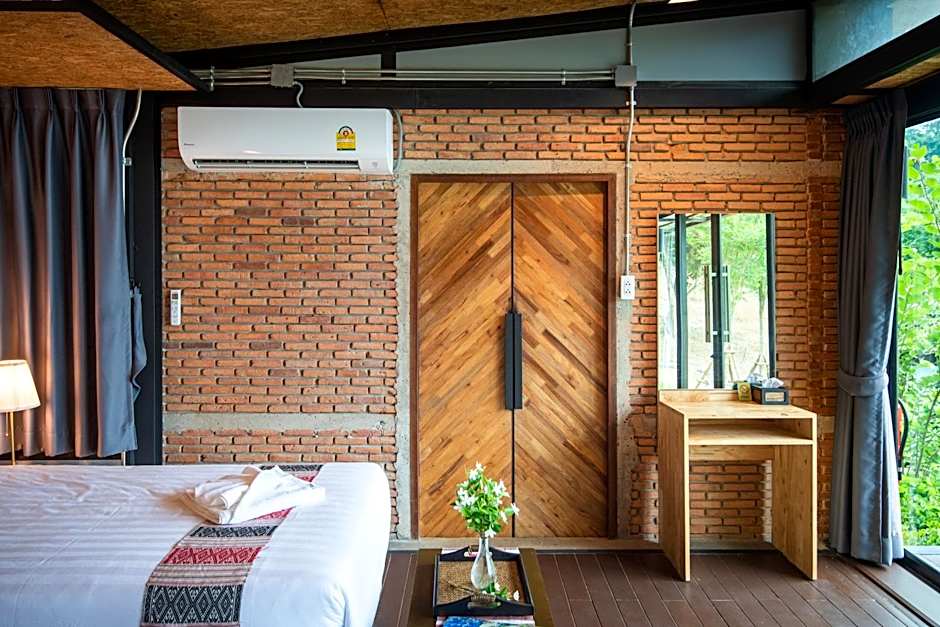 Huaysompoi Valley Nan