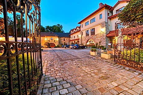 Folwark Stara Winiarnia