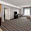 La Quinta Inn & Suites by Wyndham Deer Park