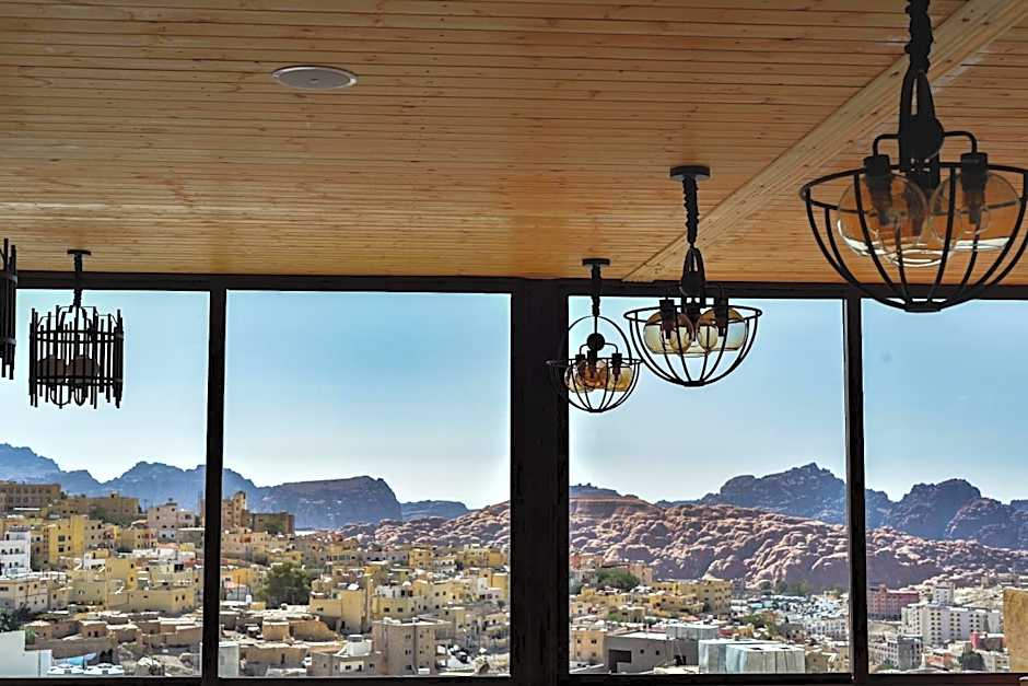 Town Season Hotel