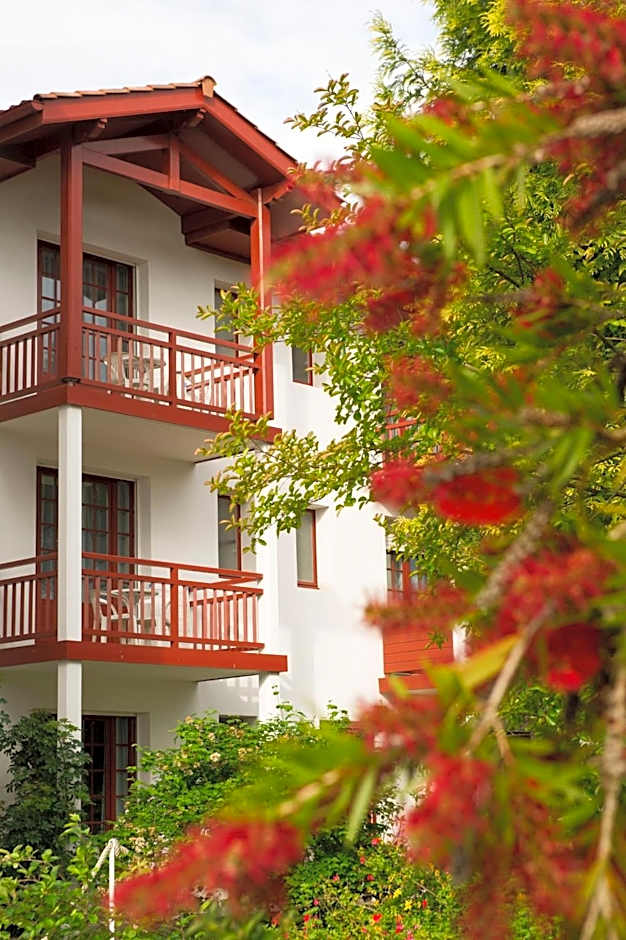 Hôtel & Résidence Vacances Bleues Orhoïtza