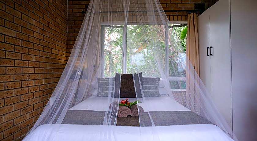 Ingwenya Lodge St Lucia