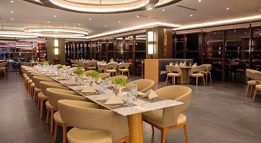 Best Western Plus Danat Almansak Hotel