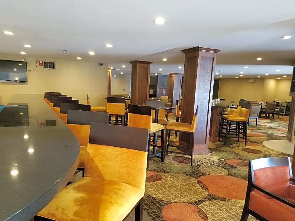 Radisson Hotel Detroit Farmington Hills – Farmington Hills, MI
