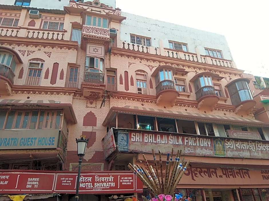 Shivratri Guest House Hotels – Varanasi, VA