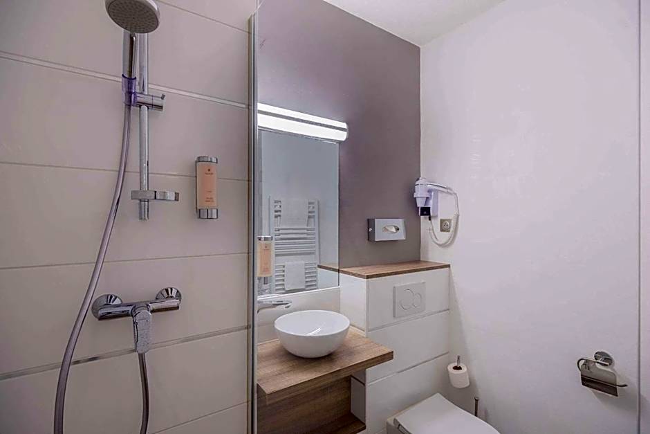 Hotel Le Circuit Le Mans