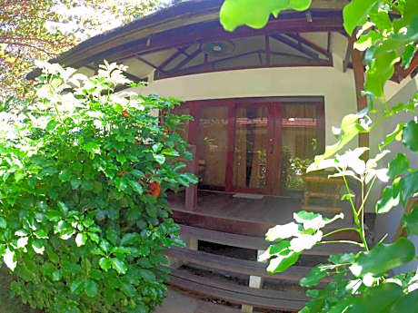 Bungalow with Garden View- Annex Area