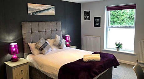 OYO Watton Vibe Hotel