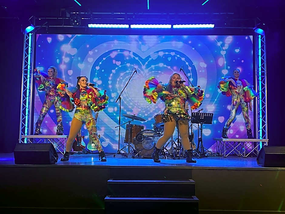 Bella-Mays Holiday Hideaway