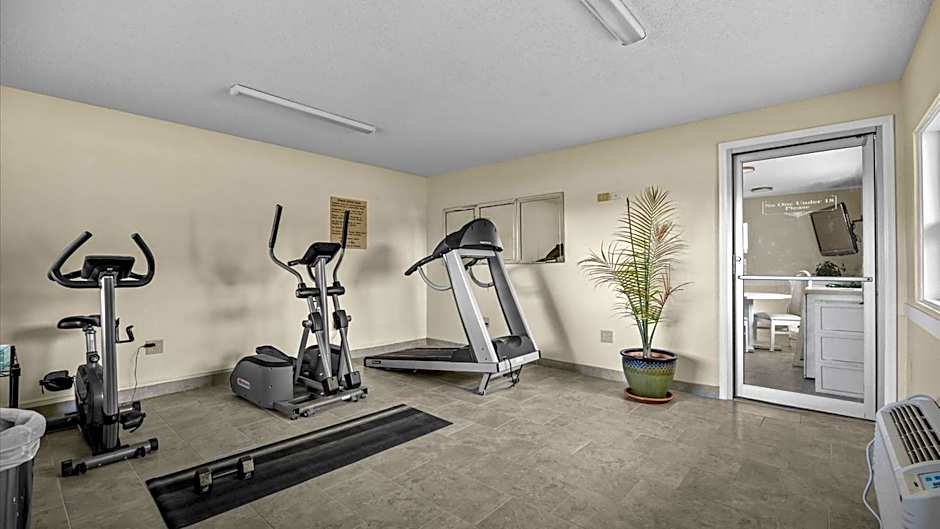 Red Arrow Inn & Suites, a Travelodge by Wyndham