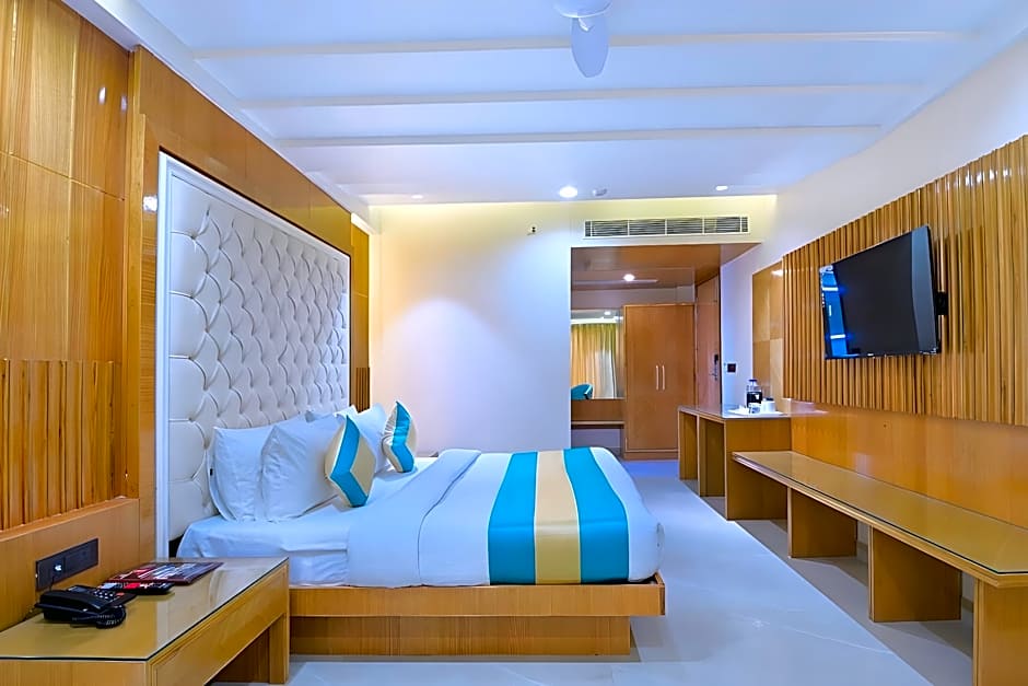 Hotel Krishna Plaza Just Near New Delhi Station And Connaught Place By M S Hospitality