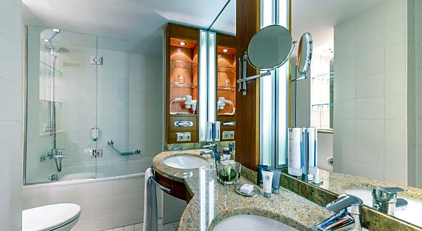 Sunday Hotel Munchen Airport Freising
