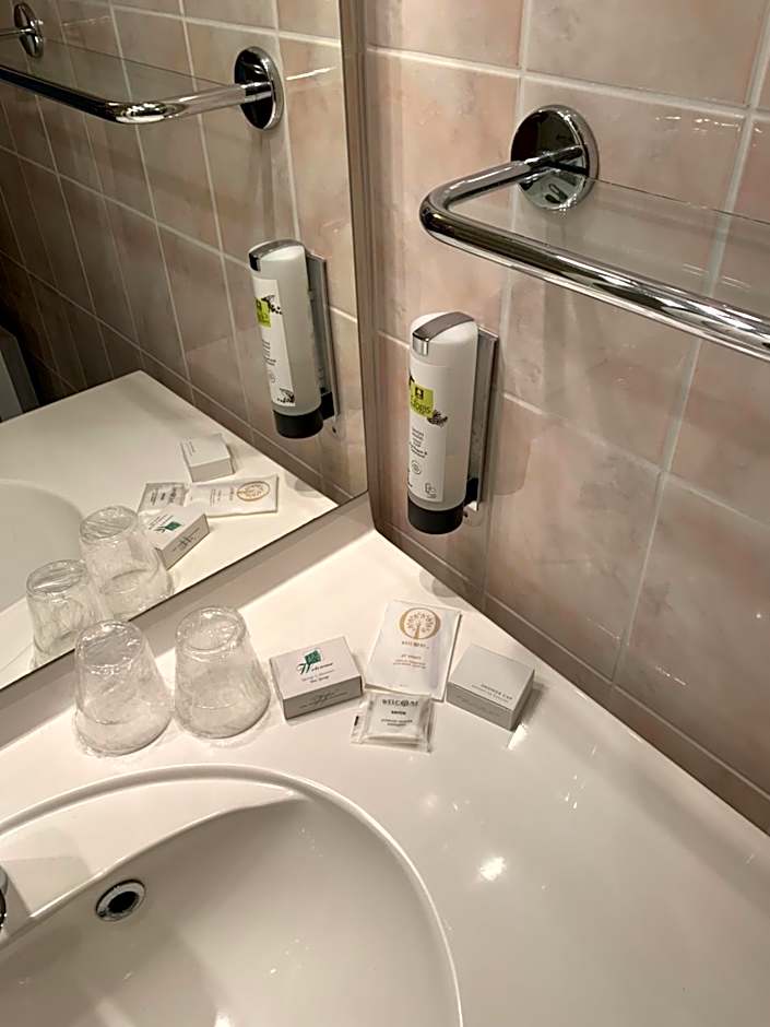 Logis Hôtel Les Nymphéas