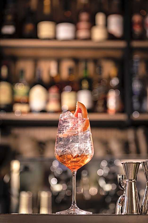 Erato by Samian Mare