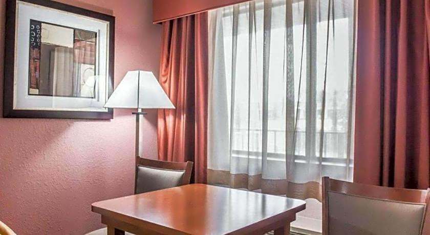 Quality Inn Marianna South