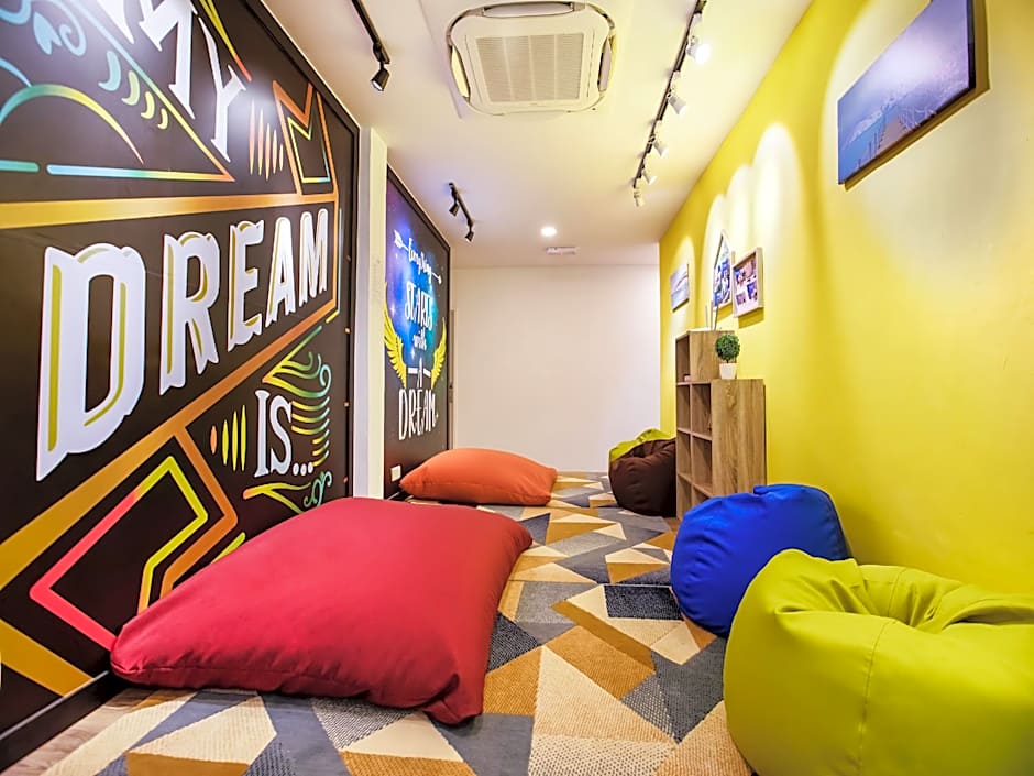 SPOT ON 90394 Jom Hotel