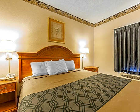 King Room - Non-Smoking