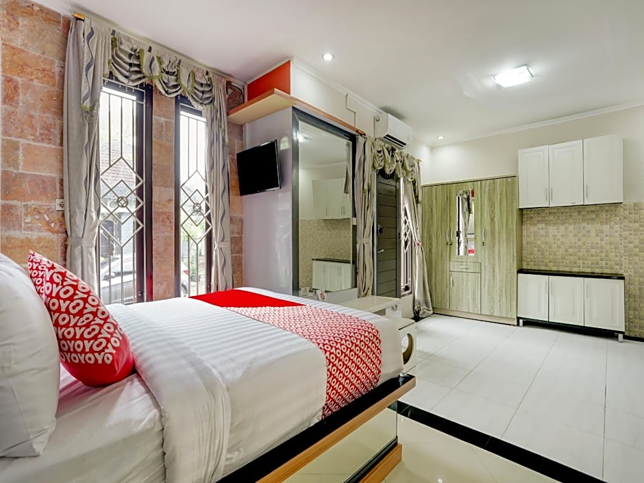 OYO 90131 Liberty Guest House